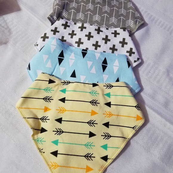 Baby Bandana Bibs set of 4 NIP - Picture 1 of 7